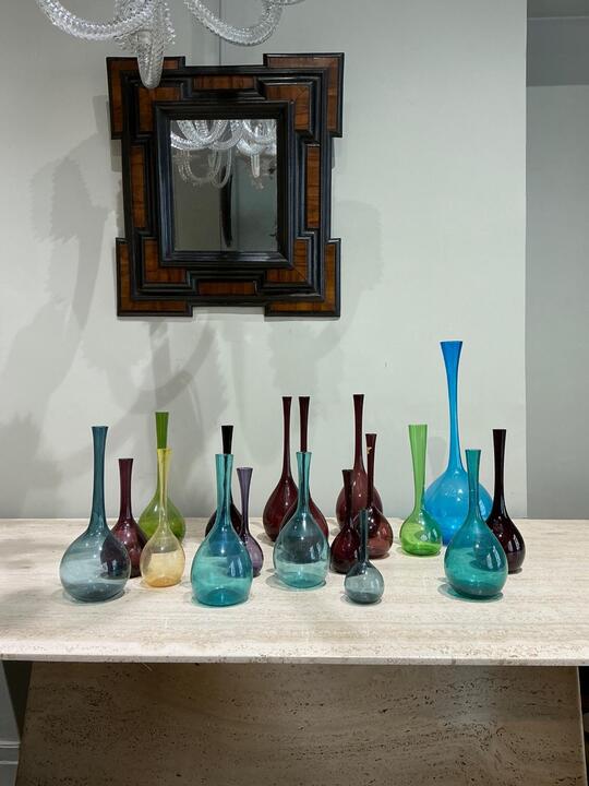 Arthur Percy 18 glass vases circa 1970